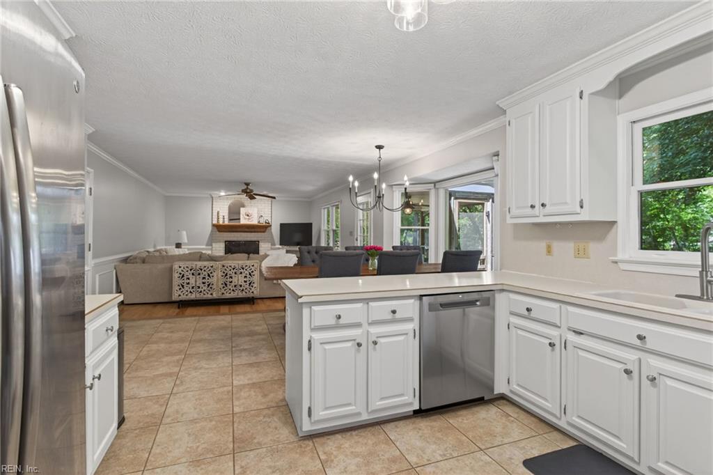 311 Willards Way Yorktown VA 23693