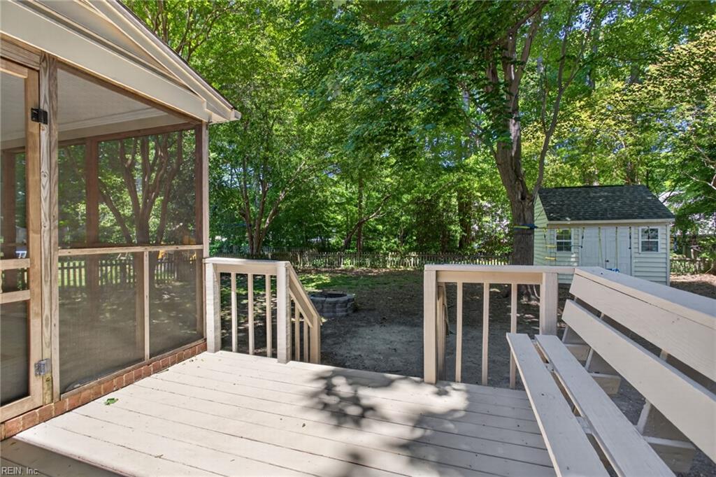 311 Willards Way Yorktown VA 23693