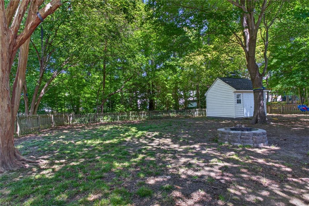 311 Willards Way Yorktown VA 23693
