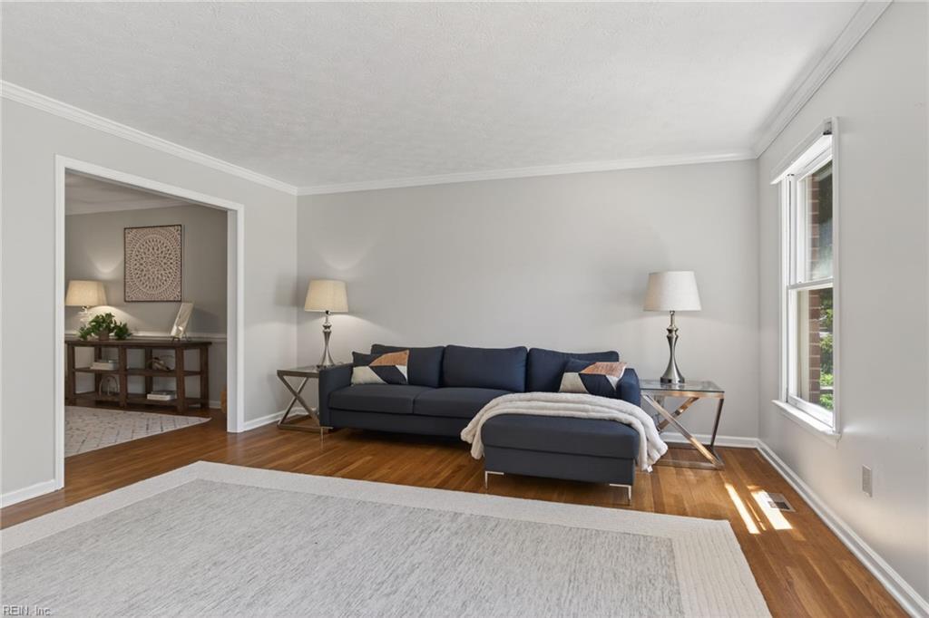311 Willards Way Yorktown VA 23693