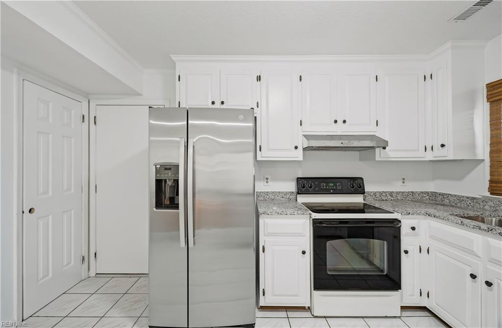 3 Lost Cove Newport News VA 23606