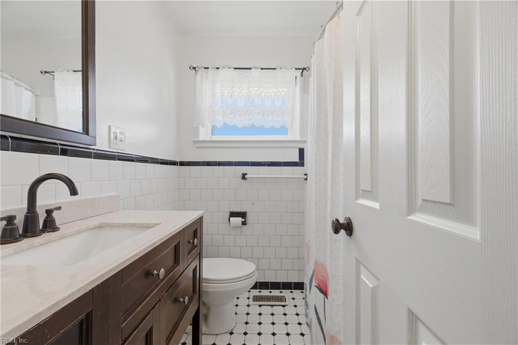 26 Prince William Road Newport News VA 23608