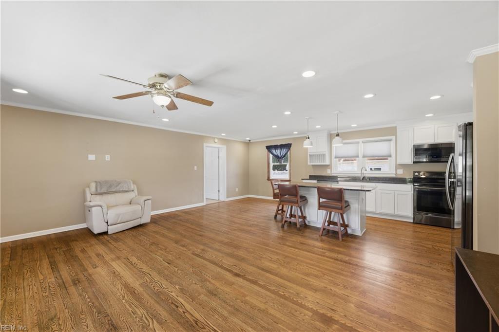 26 Prince William Road Newport News VA 23608