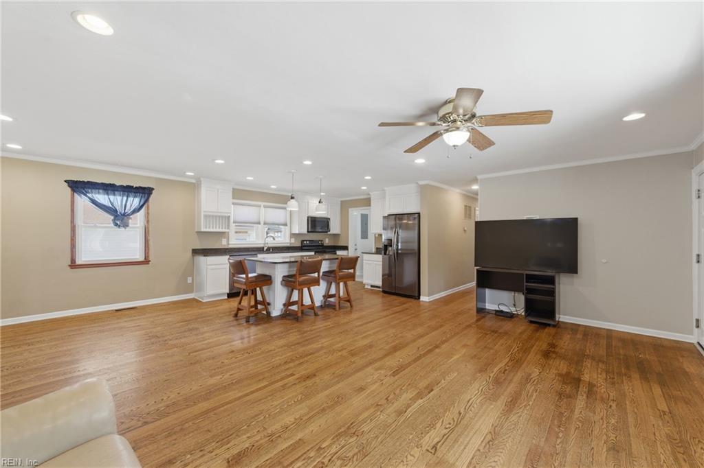 26 Prince William Road Newport News VA 23608