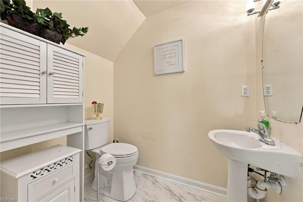 830 Holbrook Drive Newport News VA 23602