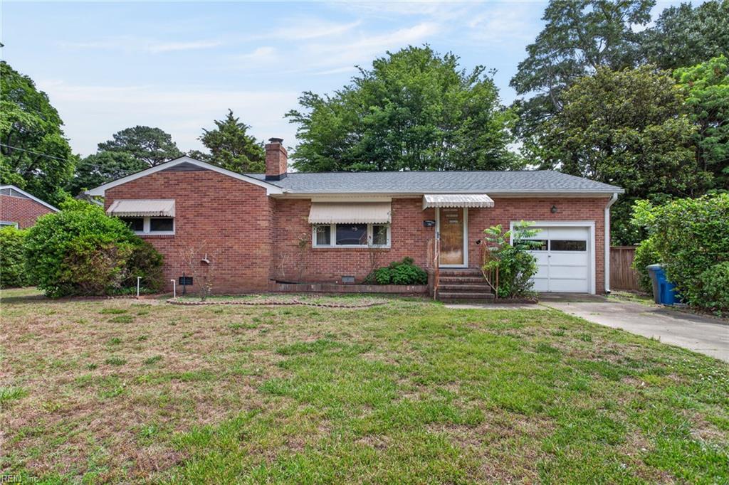 701 Forrest Drive Newport News VA 23601