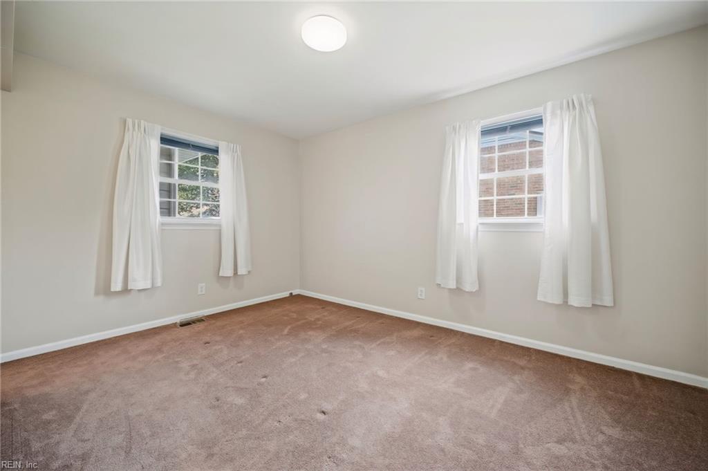 106 Opal Drive Newport News VA 23602