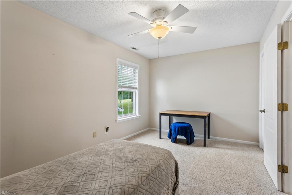 119 E Wedgwood Drive Yorktown VA 23693
