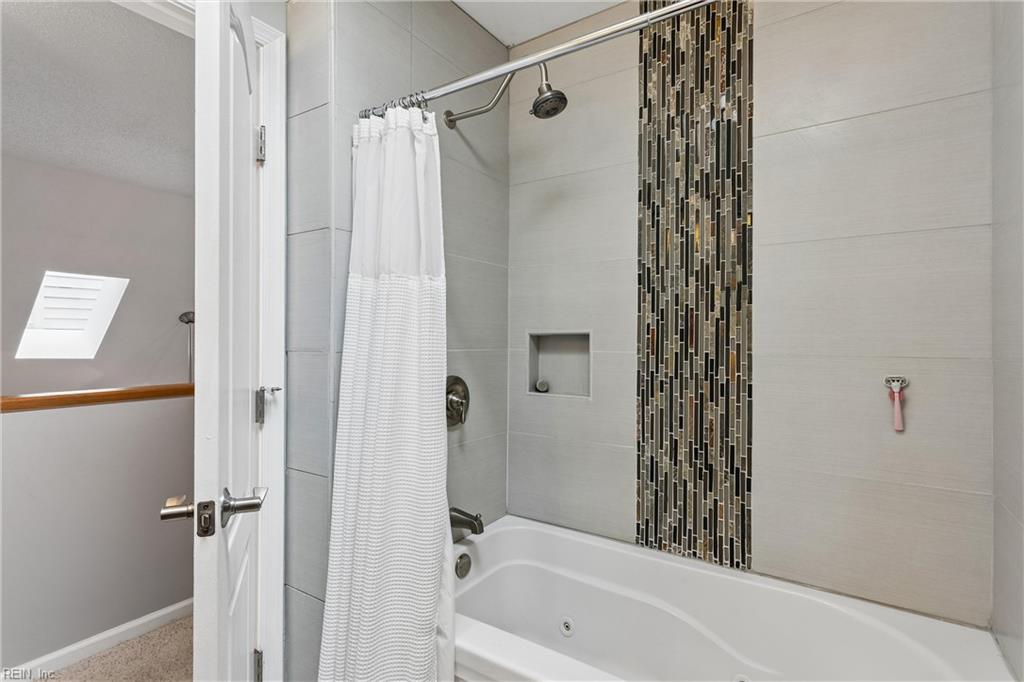 119 E Wedgwood Drive Yorktown VA 23693