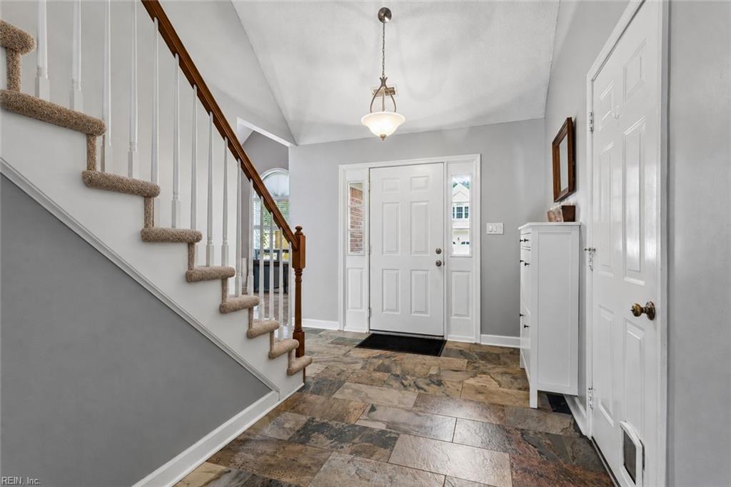 119 E Wedgwood Drive Yorktown VA 23693
