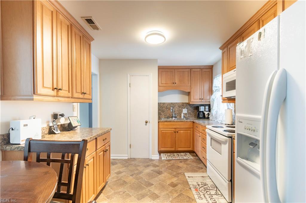 108 Sylvia Lane Newport News VA 23602