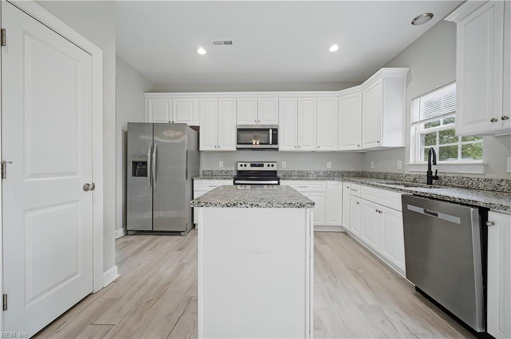 6109 Roanoke Avenue Newport News VA 23605