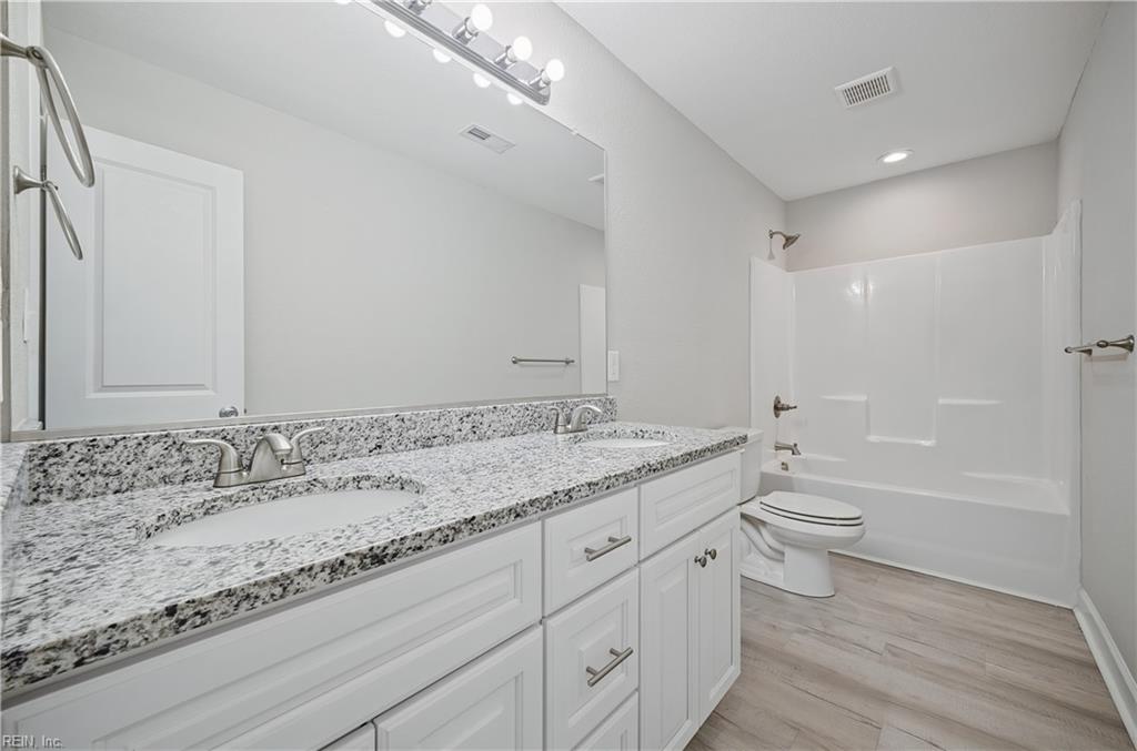 6109 Roanoke Avenue Newport News VA 23605