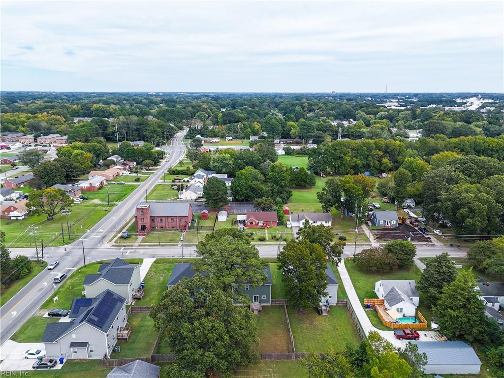 6109 Roanoke Avenue Newport News VA 23605
