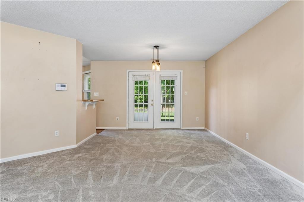 115 Blackberry Bend Yorktown VA 23693