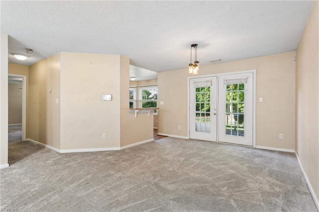 115 Blackberry Bend Yorktown VA 23693