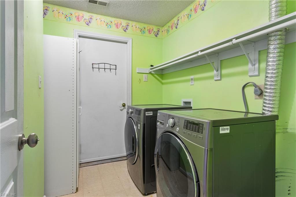 115 Blackberry Bend Yorktown VA 23693