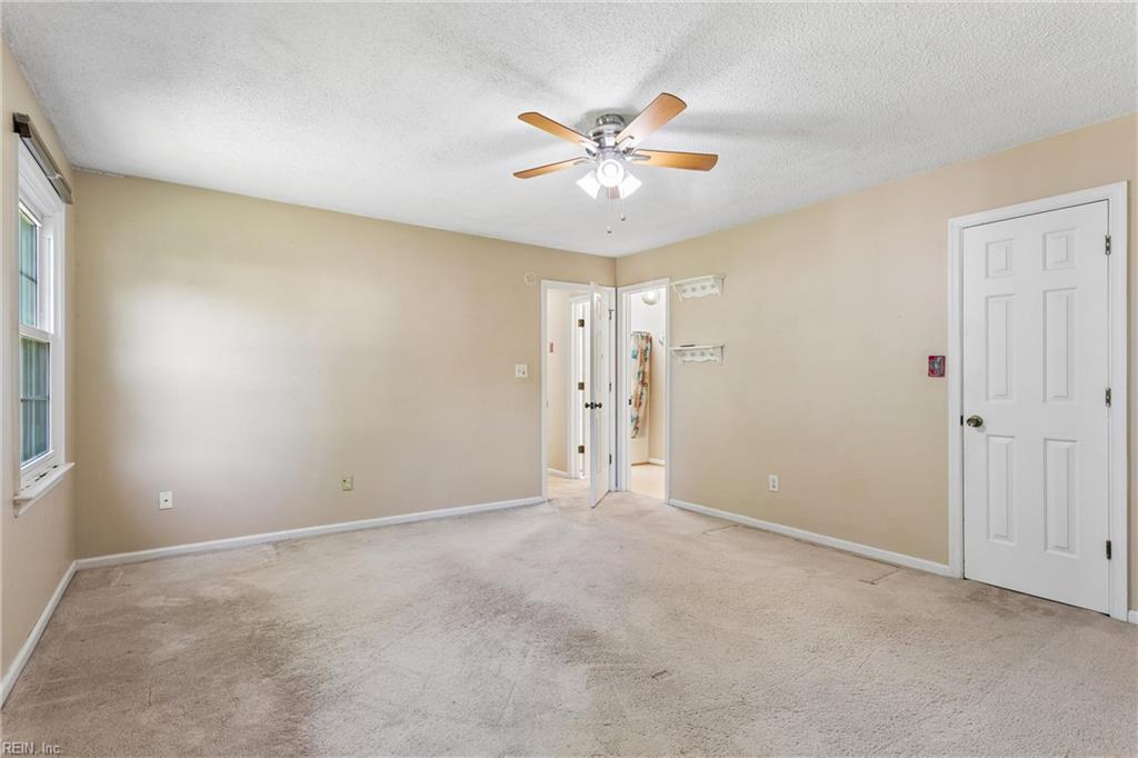 115 Blackberry Bend Yorktown VA 23693