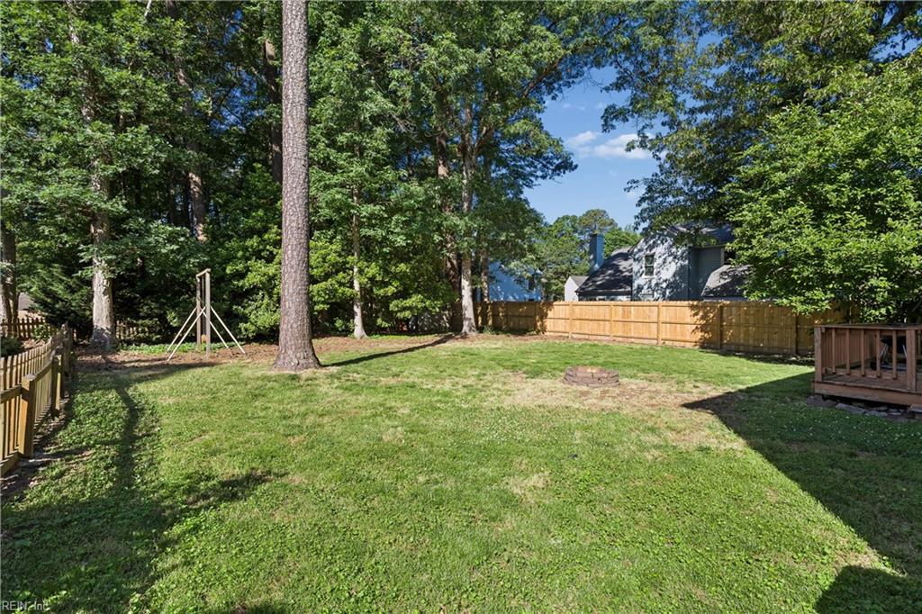 115 Blackberry Bend Yorktown VA 23693