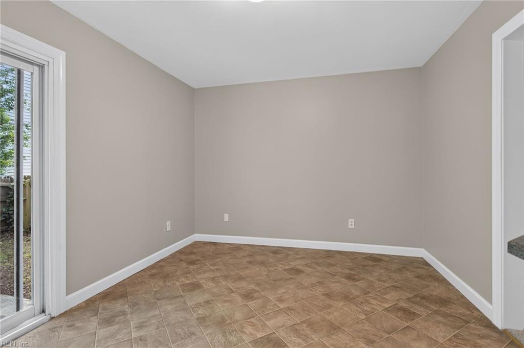 614 Woods Road Newport News VA 23601