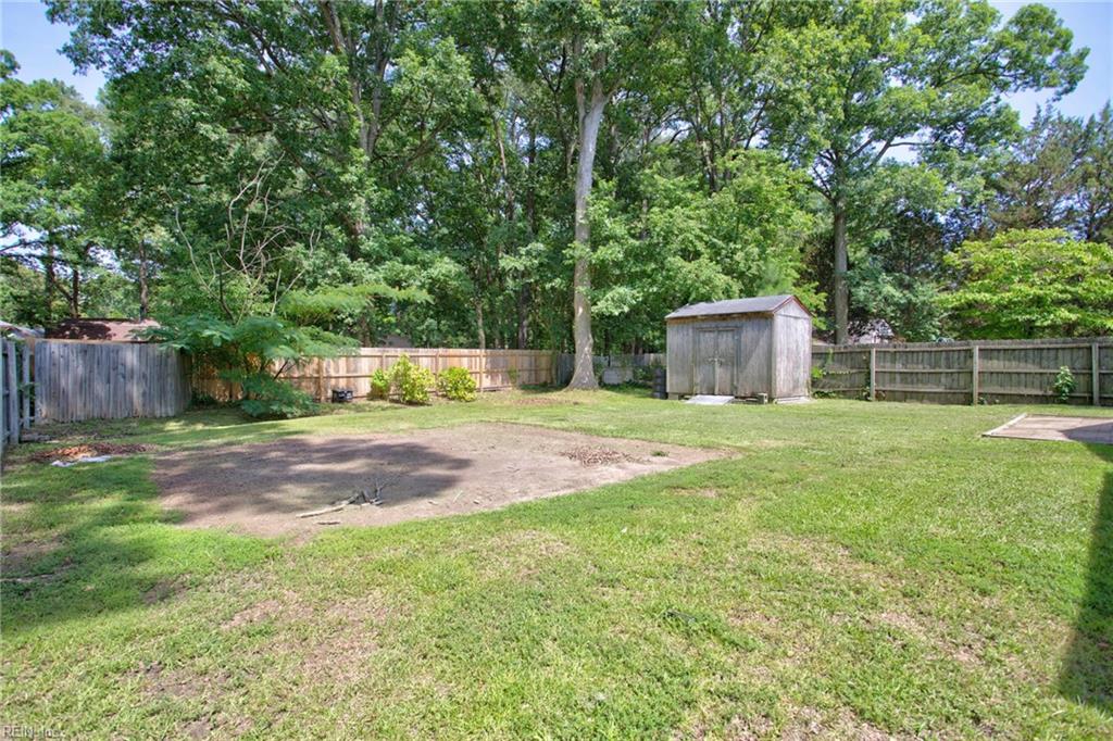 614 Woods Road Newport News VA 23601