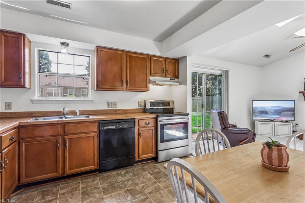 188 Abbey Court Newport News VA 23602