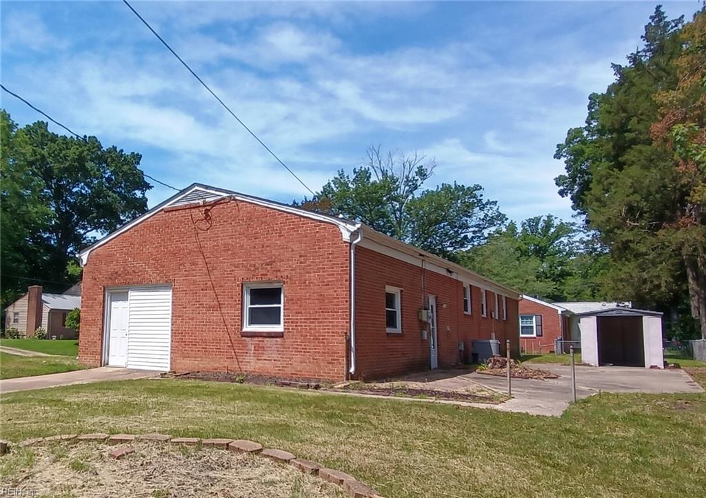 329 De Laura Drive Newport News VA 23608