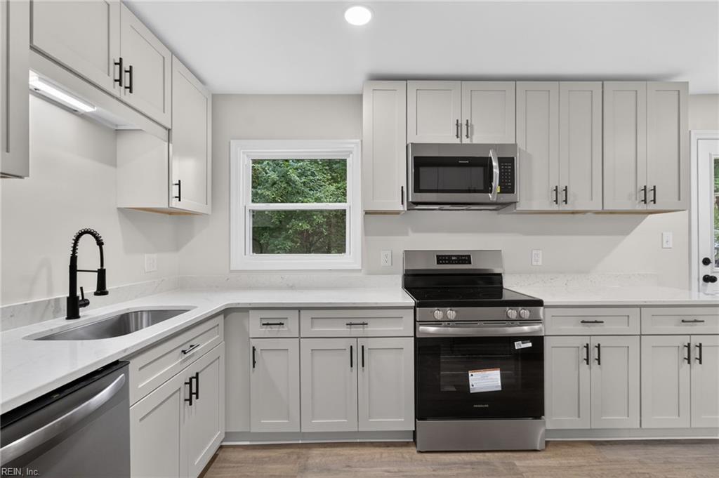 228 Colony Road Newport News VA 23602