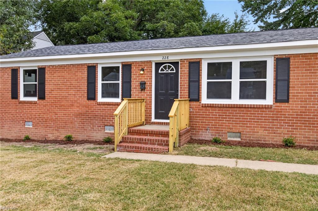 228 Colony Road Newport News VA 23602