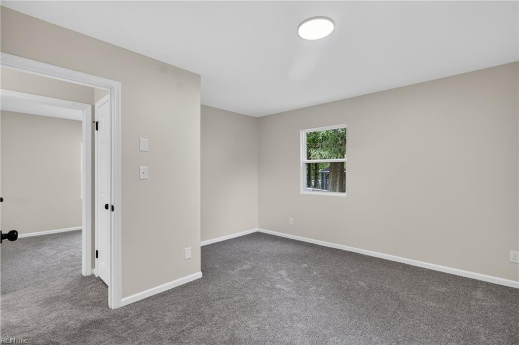 228 Colony Road Newport News VA 23602