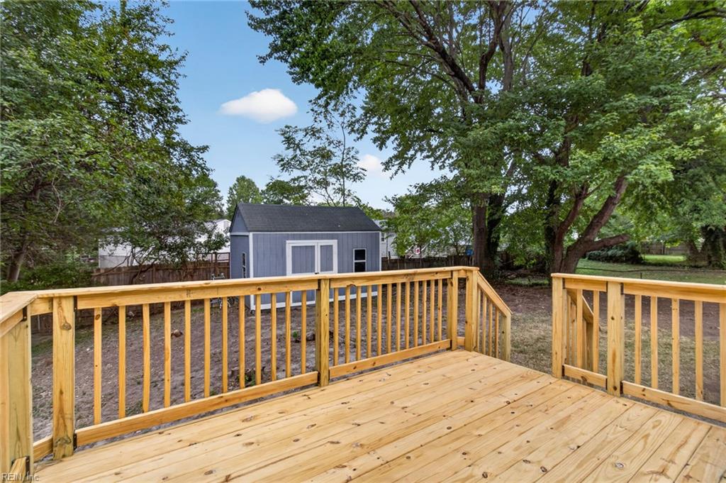 228 Colony Road Newport News VA 23602