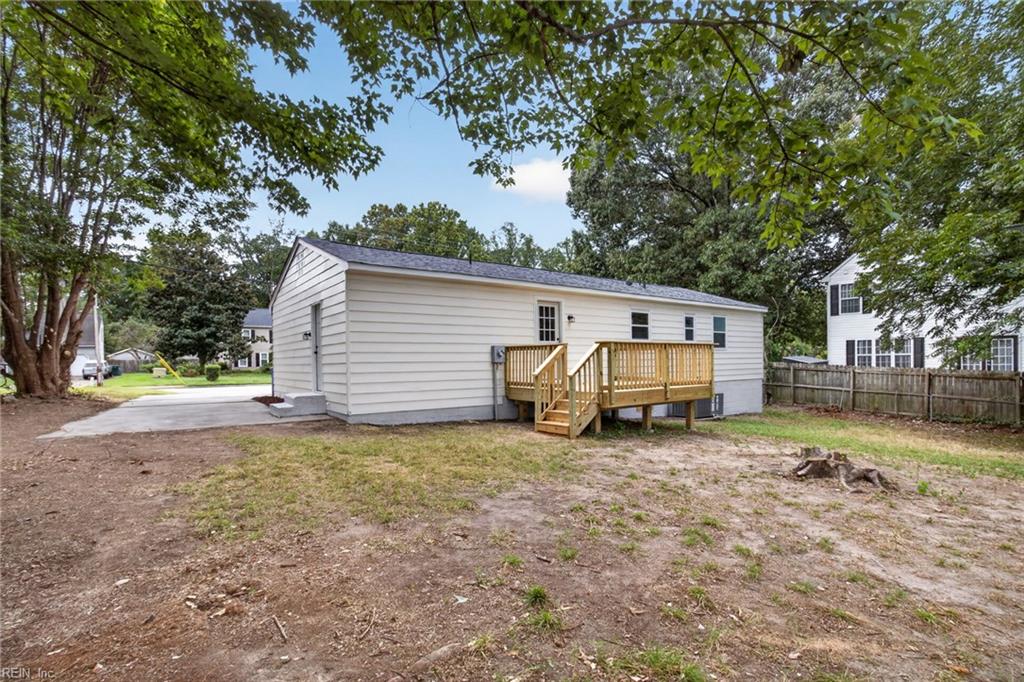 228 Colony Road Newport News VA 23602