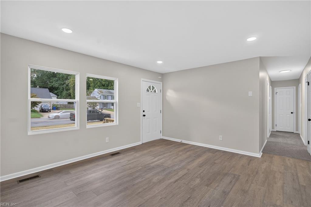 228 Colony Road Newport News VA 23602