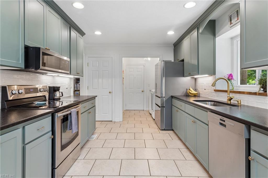 100 Quantico Loop Yorktown VA 23693