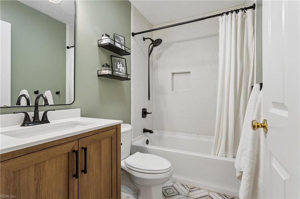 100 Quantico Loop Yorktown VA 23693
