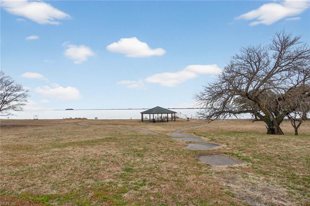 1809 Roanoke Avenue Newport News VA 23607