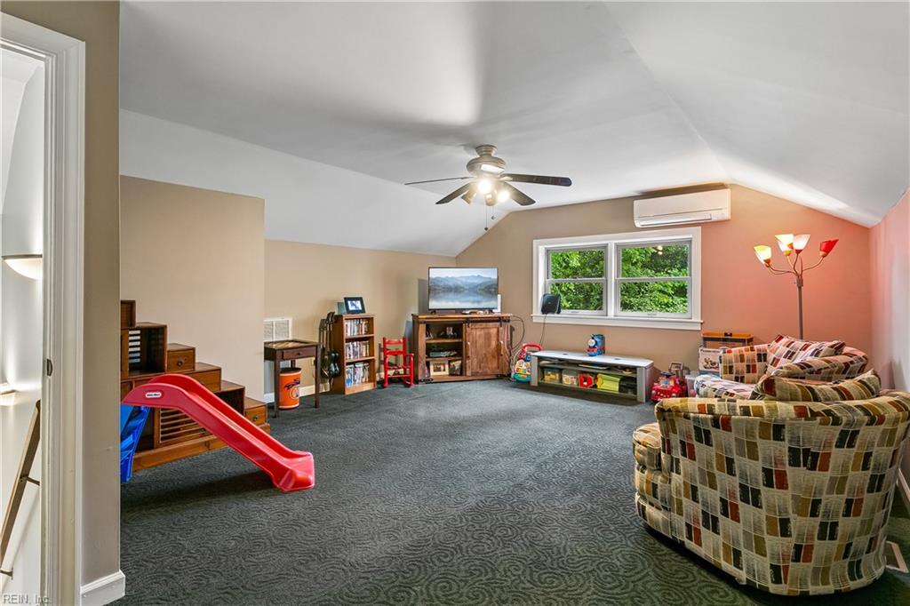 33 Haughton Lane Newport News VA 23606