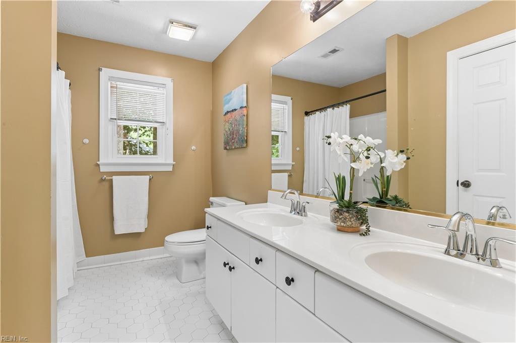 508 Birkdale Court Yorktown VA 23693