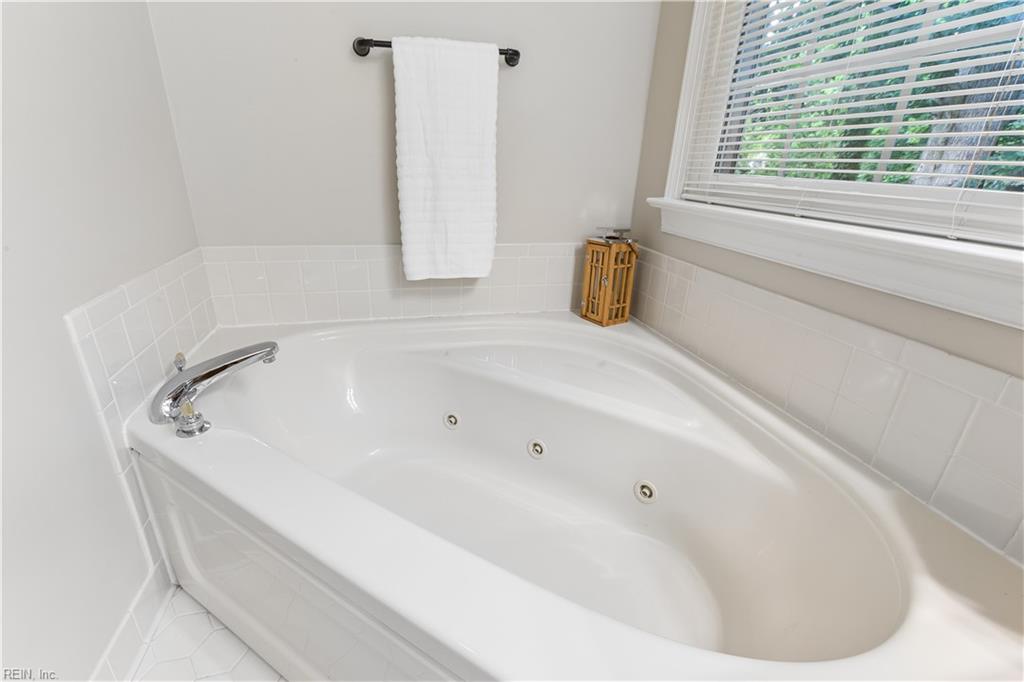 508 Birkdale Court Yorktown VA 23693