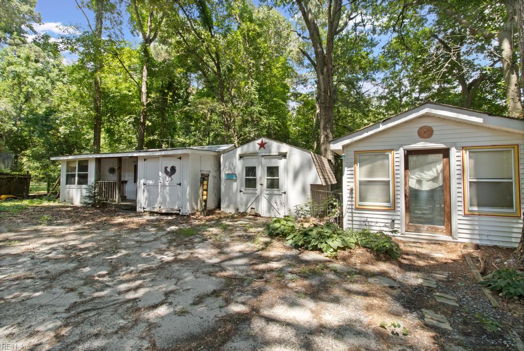 6353 Bolling Brook Lane Gloucester VA 23061