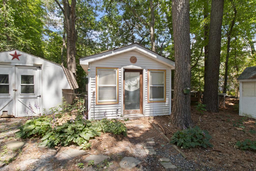 6353 Bolling Brook Lane Gloucester VA 23061