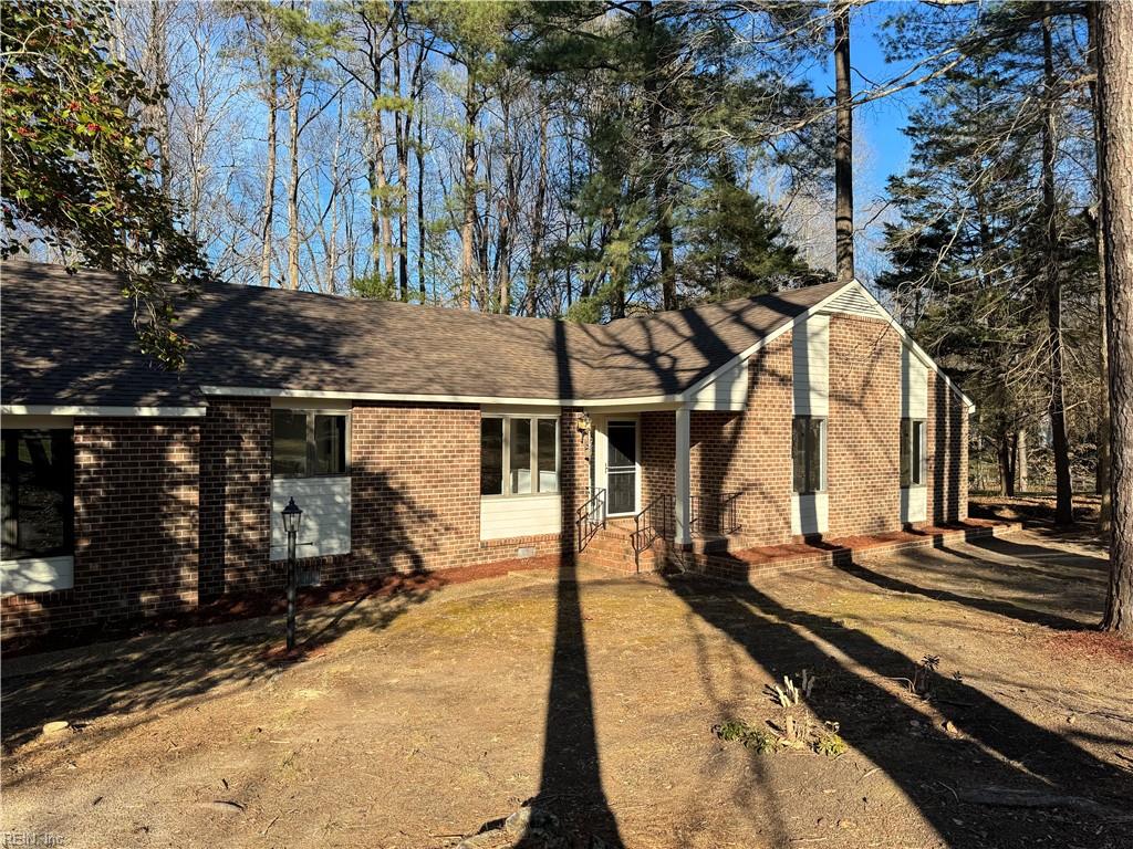 Williamsburg VA, 220 Richard Burbydge