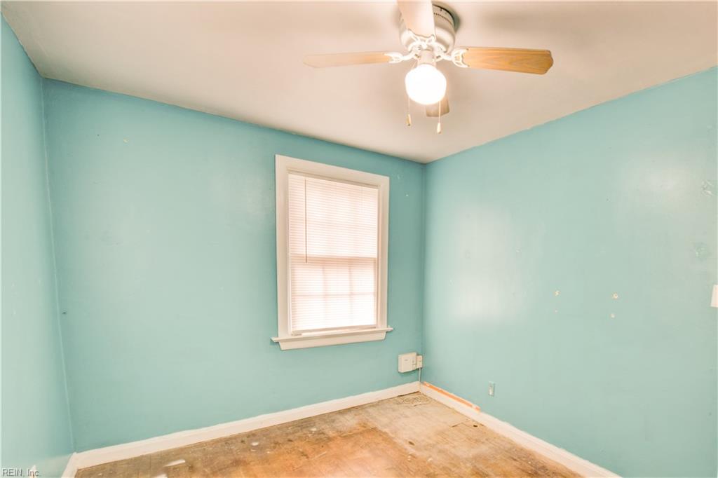 704 James Drive Newport News VA 23605
