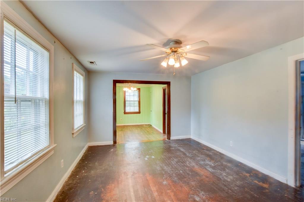 704 James Drive Newport News VA 23605