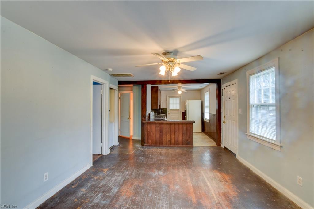 704 James Drive Newport News VA 23605