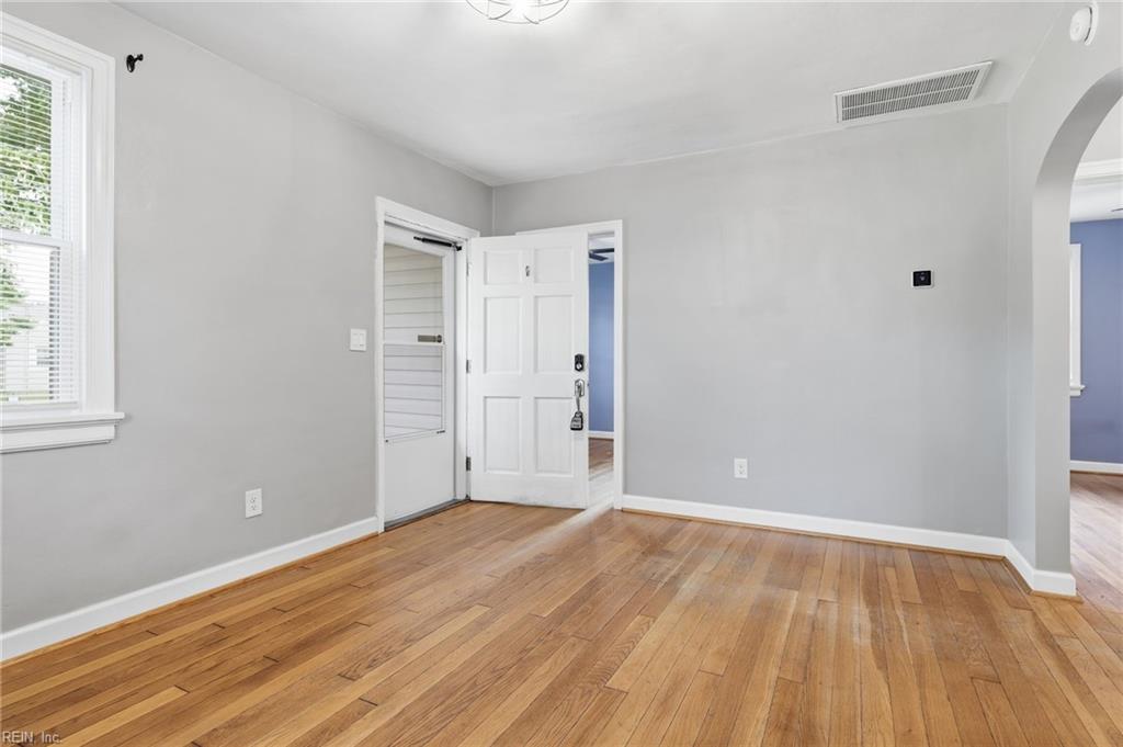 683 Ellen Road Newport News VA 23605