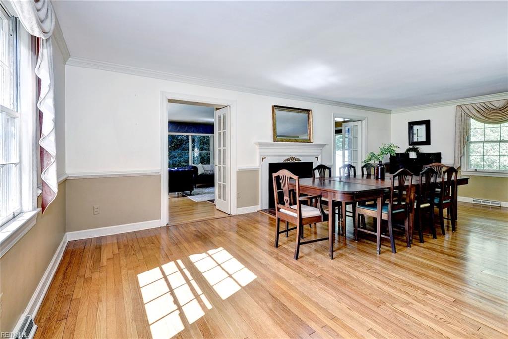 265 E Queens Drive Williamsburg VA 23185