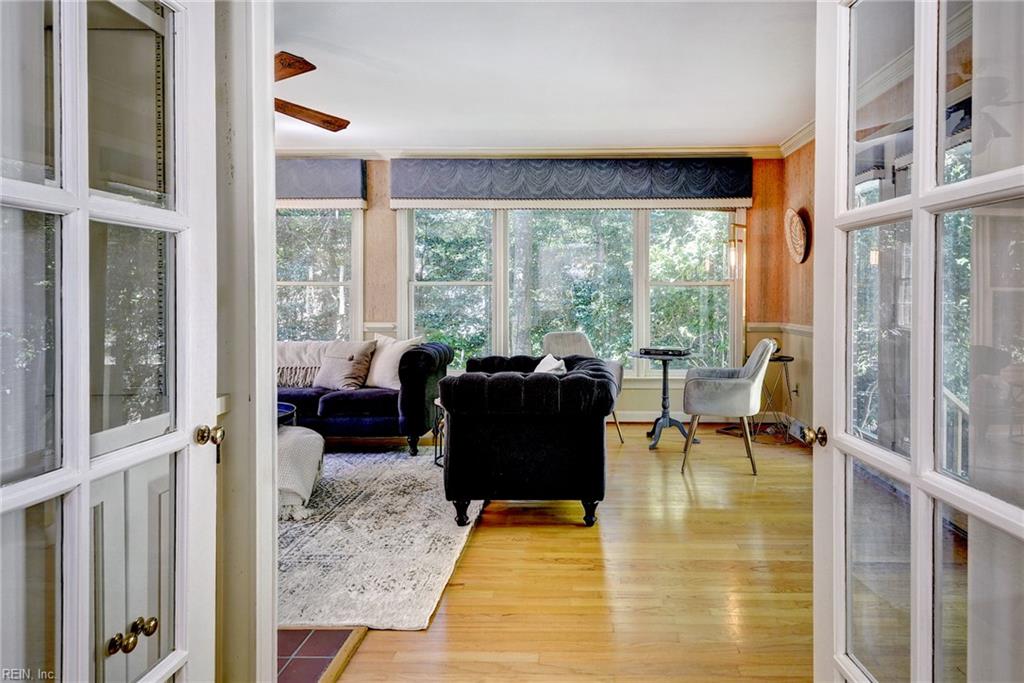 265 E Queens Drive Williamsburg VA 23185