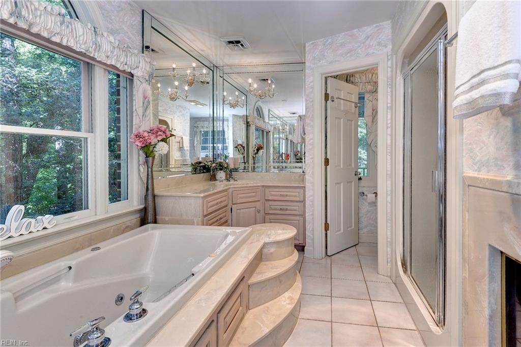 265 E Queens Drive Williamsburg VA 23185