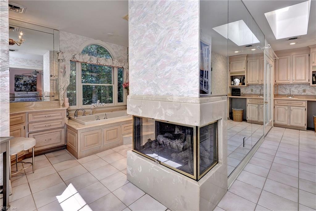 265 E Queens Drive Williamsburg VA 23185